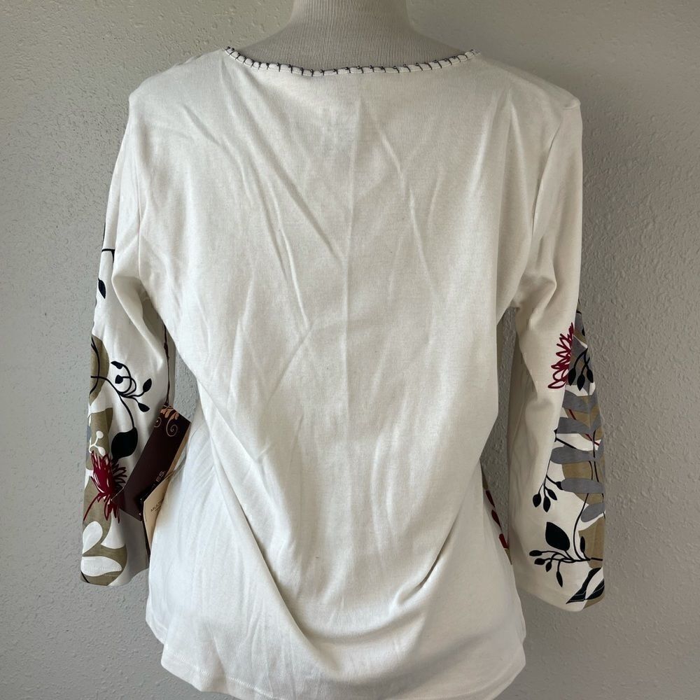 NWT Multiples Women’s Top Size Medium - Picture 4 of 6